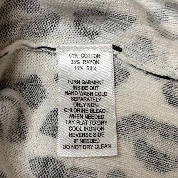 White House Black Market SMALL Long Cardigan Sweater Leopard Print Silver Button - Picture 11 of 11